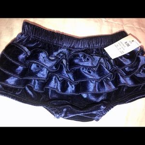 BNWT- Beautiful Blue 💙 Baby undies SZ 0-3 mo